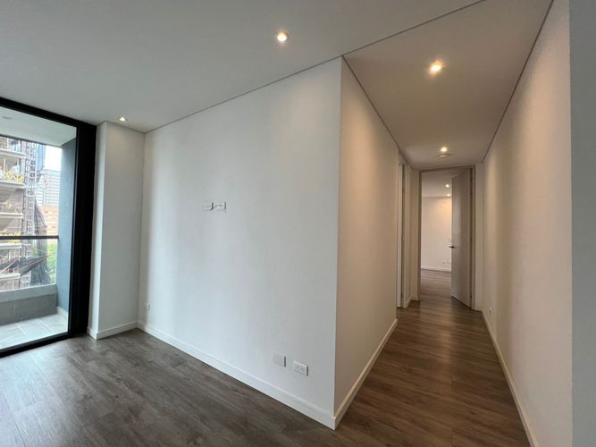 Apartamento de 2 alcobas en arriendo en El Poblado, Medellín, 80 m² · foto 13 de 19