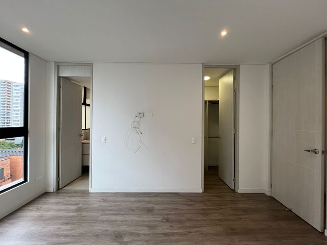 Apartamento de 2 alcobas en arriendo en El Poblado, Medellín, 80 m² · foto 15 de 19
