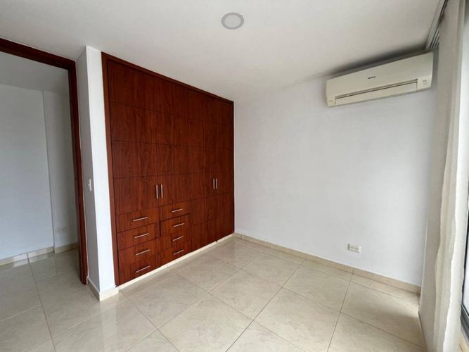 Apartamento de 3 alcobas en venta en Bosques De Santa Ana, Neiva, 185 m² · foto 14 de 22