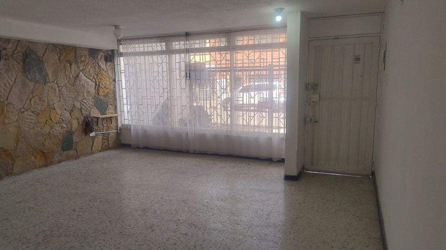 Casa en venta en Galerias, Bogotá · foto 4 de 24