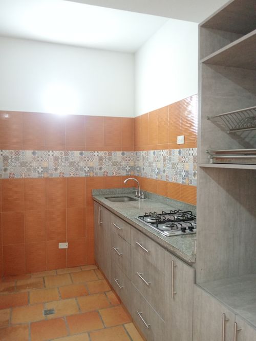 Casa de 8 alcobas en venta en Cristales, Cali, 325 m² · foto 13 de 24