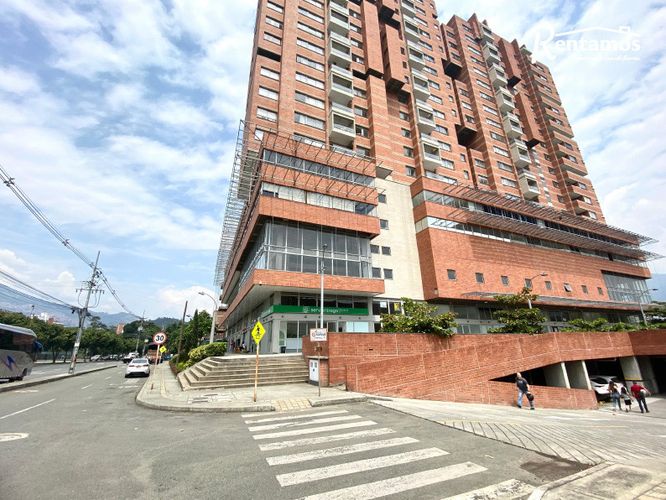 Oficina en venta en Naranjal, Medellín, 78 m² · foto 8 de 21