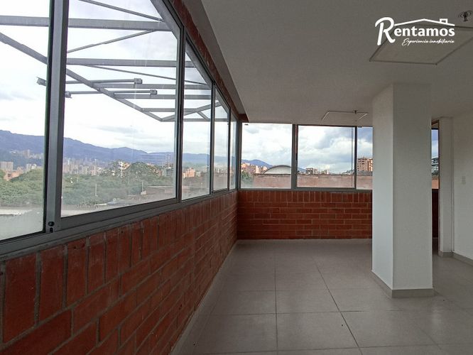 Oficina en venta en Naranjal, Medellín, 78 m² · foto 12 de 21