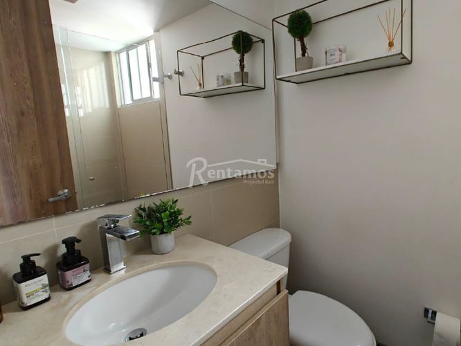 Apartamento de 3 alcobas en arriendo en Los Balsos, Medellín, 100 m² · foto 4 de 24