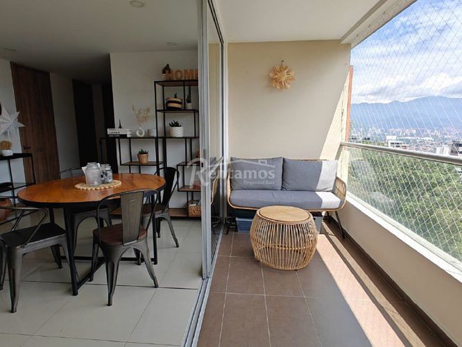 Apartamento de 3 alcobas en arriendo en Los Balsos, Medellín, 100 m² · foto 5 de 24