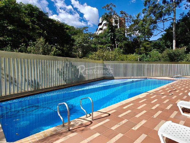 Apartamento de 3 alcobas en arriendo en Los Balsos, Medellín, 100 m² · foto 20 de 24