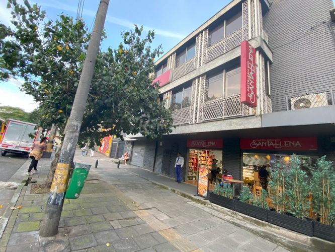 Edificio en arriendo en Astorga, Medellín, 1329 m² · foto 4 de 15