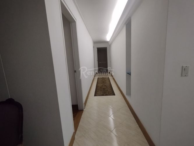 Apartamento de 4 alcobas en venta en El Poblado, Medellín, 261 m² · foto 6 de 22