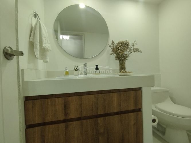 Apartamento de 4 alcobas en venta en El Poblado, Medellín, 261 m² · foto 10 de 22