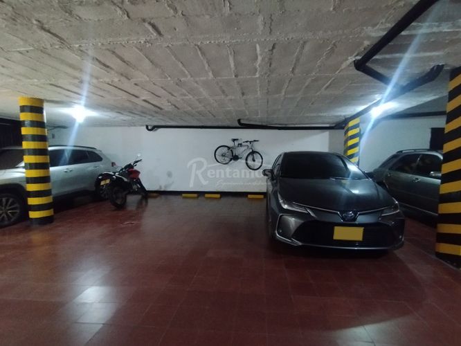 Apartamento de 4 alcobas en venta en El Poblado, Medellín, 261 m² · foto 22 de 22