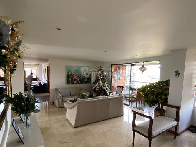 Apartamento de 3 alcobas en venta en Alejandría, Medellín, 174 m² · foto 5 de 22