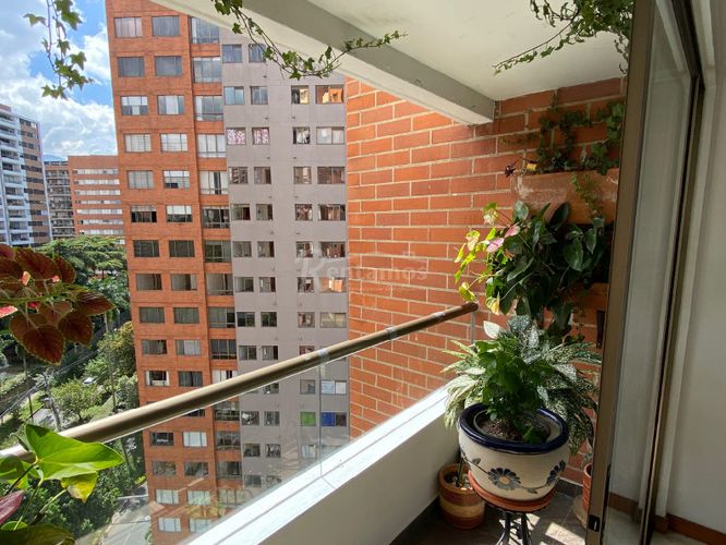 Apartamento de 3 alcobas en venta en Alejandría, Medellín, 174 m² · foto 12 de 22
