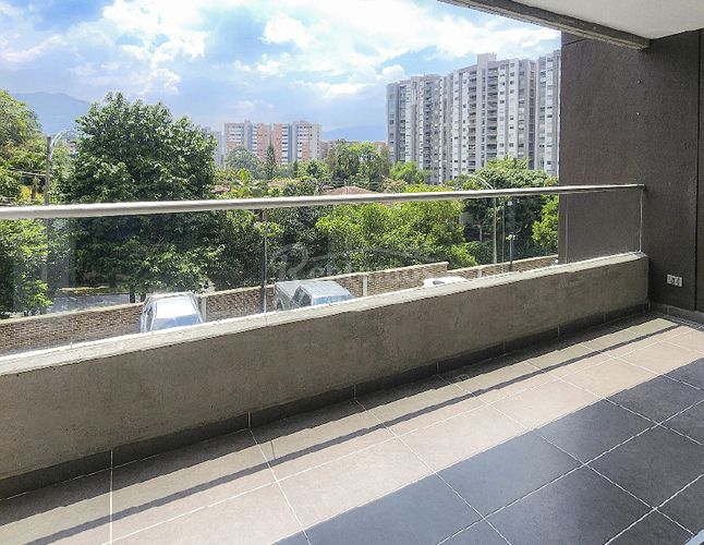 Apartamento en venta en Loma Benedictinos, Envigado · foto 3 de 20