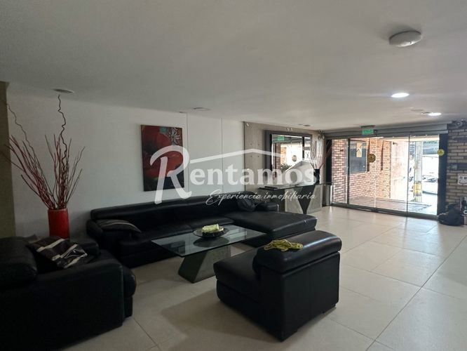 Edificio en venta en Manila, Medellín, 1715 m² · foto 2 de 21