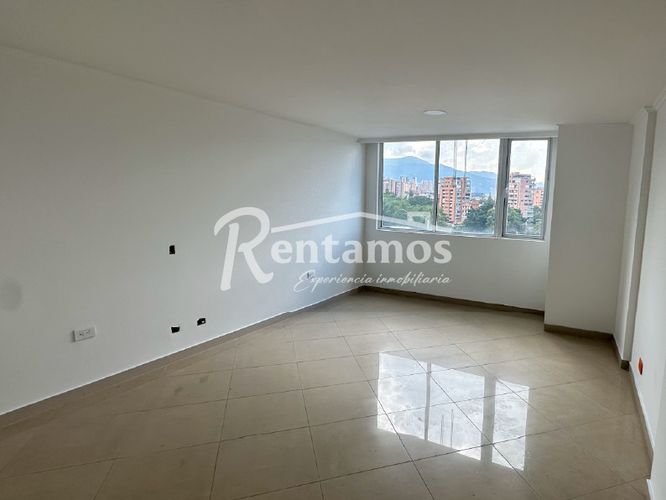 Edificio en venta en Manila, Medellín, 1715 m² · foto 3 de 21