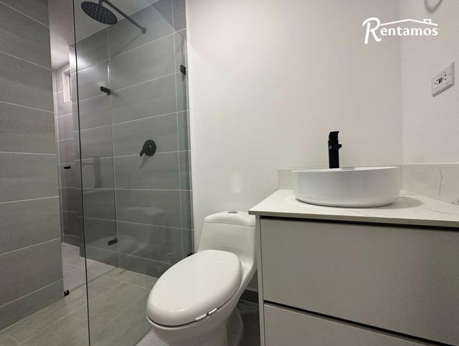 Apartamento de 3 alcobas en arriendo en Zuñiga, Medellín, 163 m² · foto 9 de 11