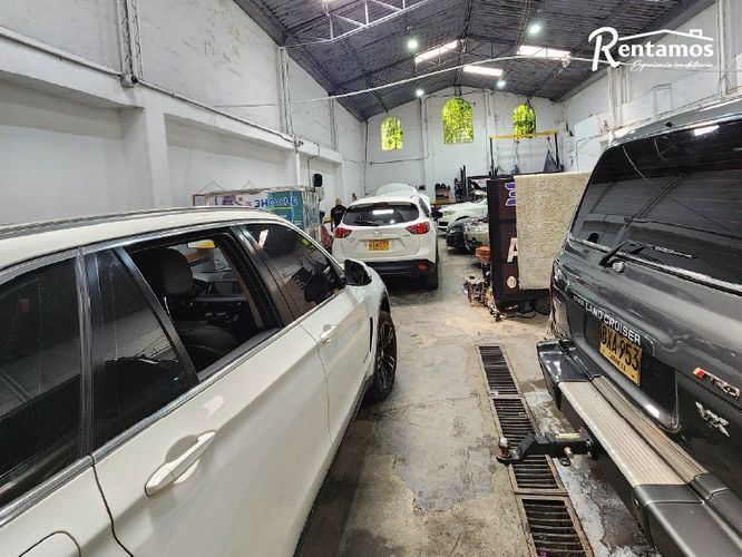 Bodega en venta en Belén, Medellín, 380 m² · foto 8 de 8