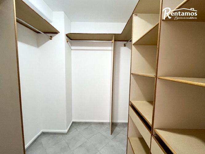 Apartamento de 3 alcobas en arriendo en Los Balsos, Medellín, 170 m² · foto 5 de 15