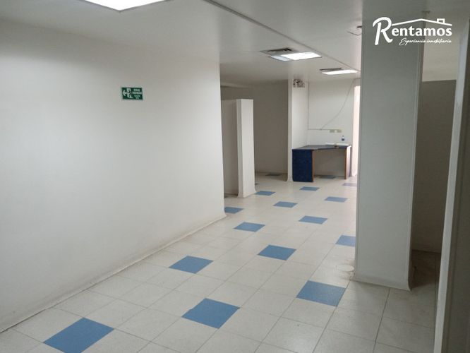 Oficina en arriendo en Centro, Itagüí, 352 m² · foto 4 de 15