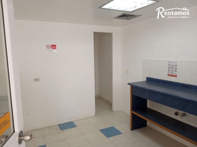 Oficina en arriendo en Centro, Itagüí, 352 m² · foto 7 de 15
