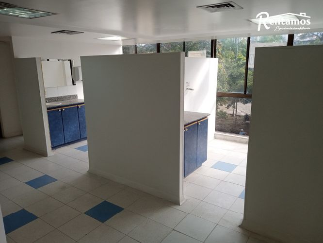 Oficina en arriendo en Centro, Itagüí, 352 m² · foto 10 de 15