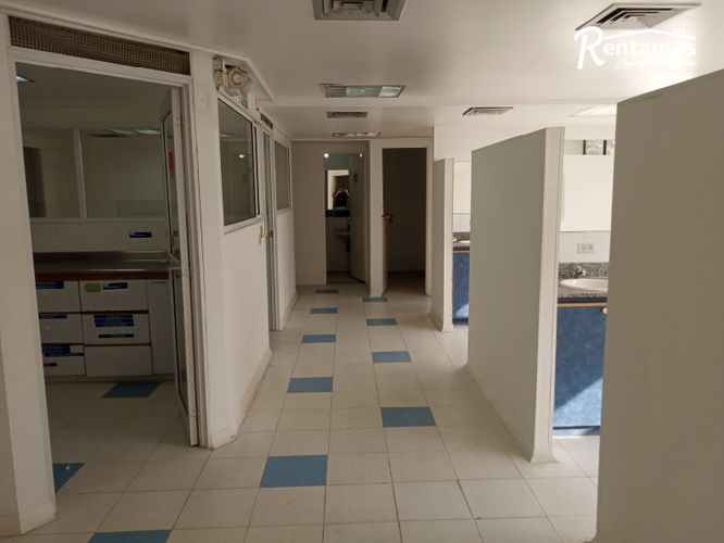 Oficina en arriendo en Centro, Itagüí, 197 m² · foto 15 de 24