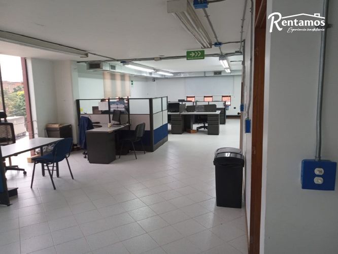 Bodega en venta en Villa Paula, Itagüí, 1466 m² · foto 3 de 24