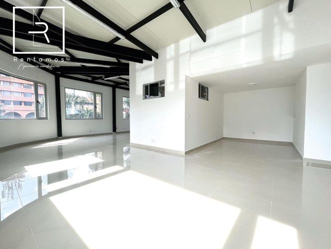 Edificio en arriendo en Guayaquil, Medellín, 288 m² · foto 23 de 24
