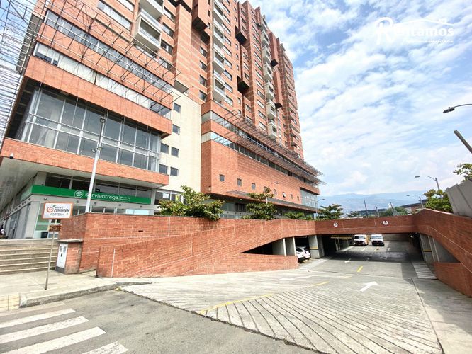 Oficina en arriendo en Naranjal, Medellín, 70 m² · foto 8 de 20