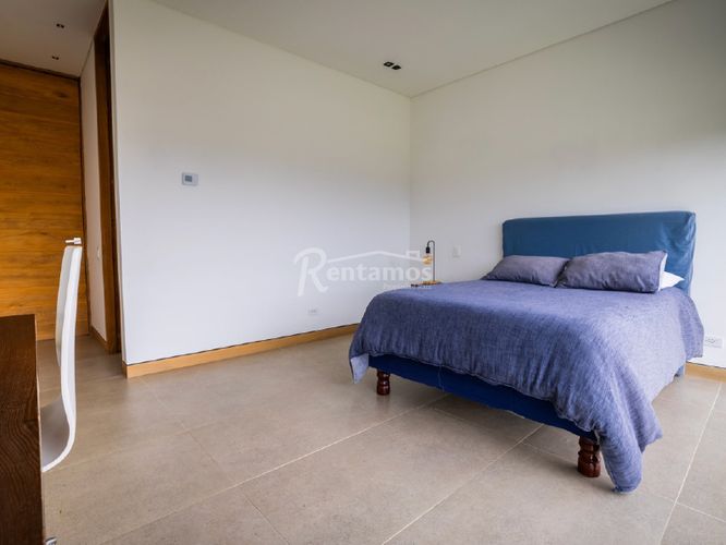 Casa de 5 alcobas en venta en Las Palmas, Envigado, 664 m² · foto 15 de 24