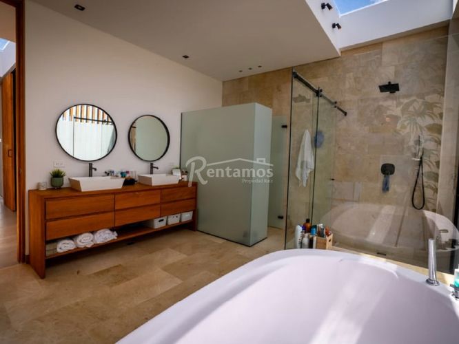 Casa de 5 alcobas en venta en Las Palmas, Envigado, 664 m² · foto 24 de 24