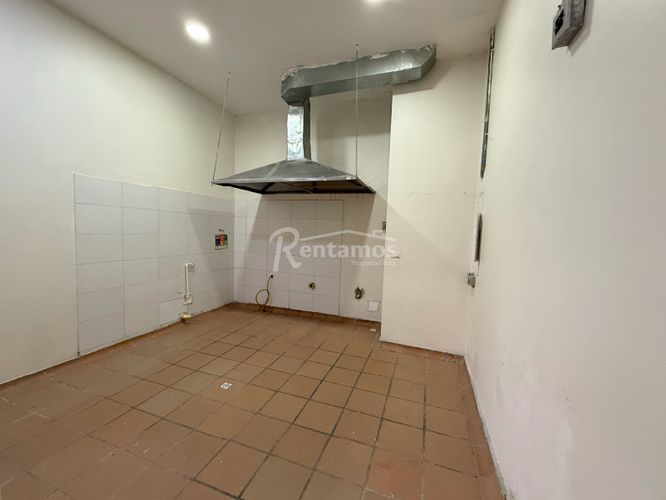 Local en arriendo en Perpetuo Socorro, Medellín, 27 m² · foto 4 de 18