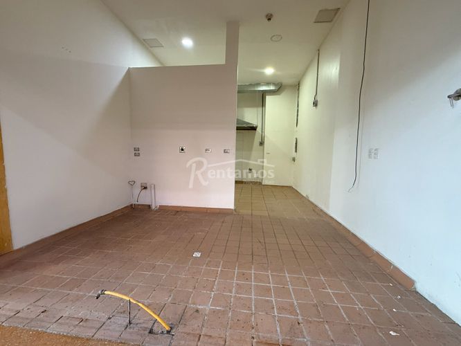 Local en arriendo en Perpetuo Socorro, Medellín, 27 m² · foto 11 de 18
