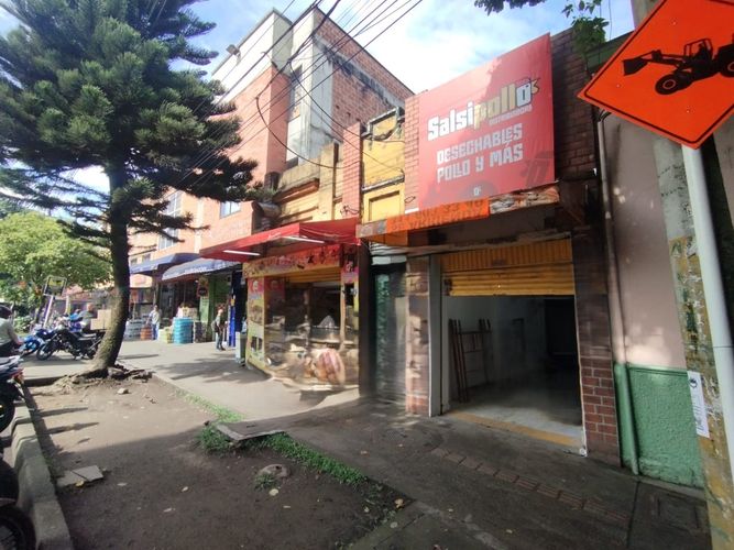 Local en arriendo en Boston, Medellín, 45 m² · foto 5 de 7