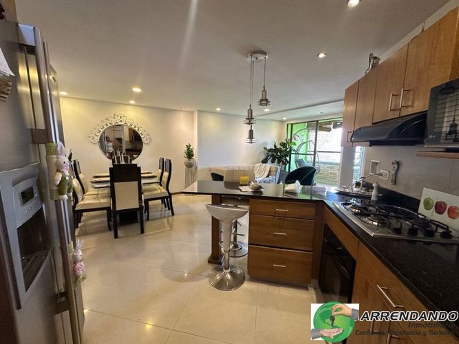 Apartamento de 3 alcobas en venta en Aves Maria, Sabaneta, 99 m² · foto 4 de 9