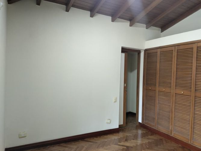 Casa de 3 alcobas en venta en El Poblado, Medellín, 198 m² · foto 7 de 18