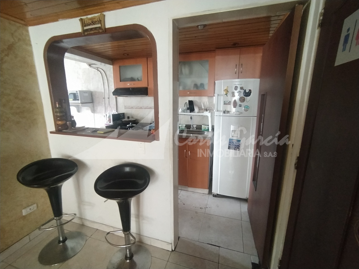 Casa en venta en Alamos, Bogotá · foto 9 de 16