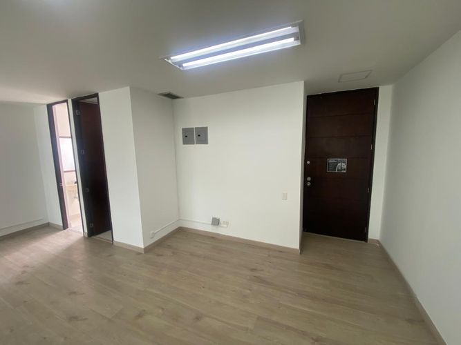 Oficina en arriendo en El Poblado, Medellín, 100 m² · foto 5 de 14
