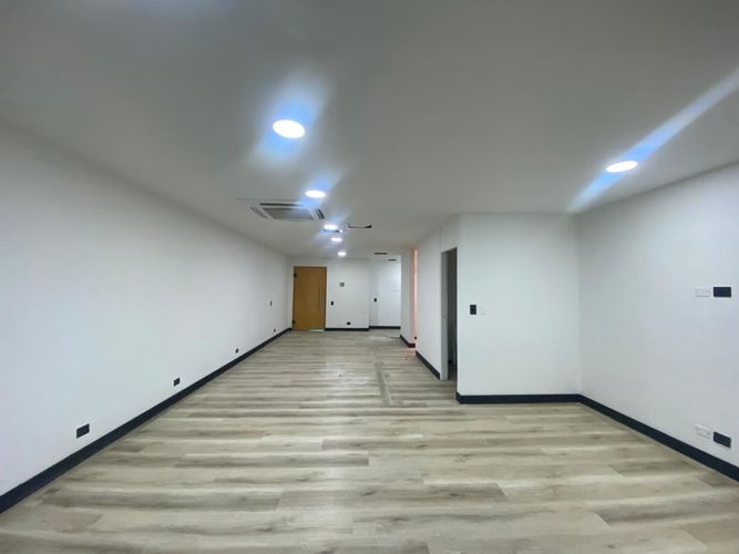 Oficina en arriendo en El Poblado, Medellín, 56 m² · foto 4 de 8