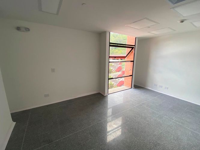 Consultorio en venta en El Poblado, Medellín, 38 m² · foto 12 de 12