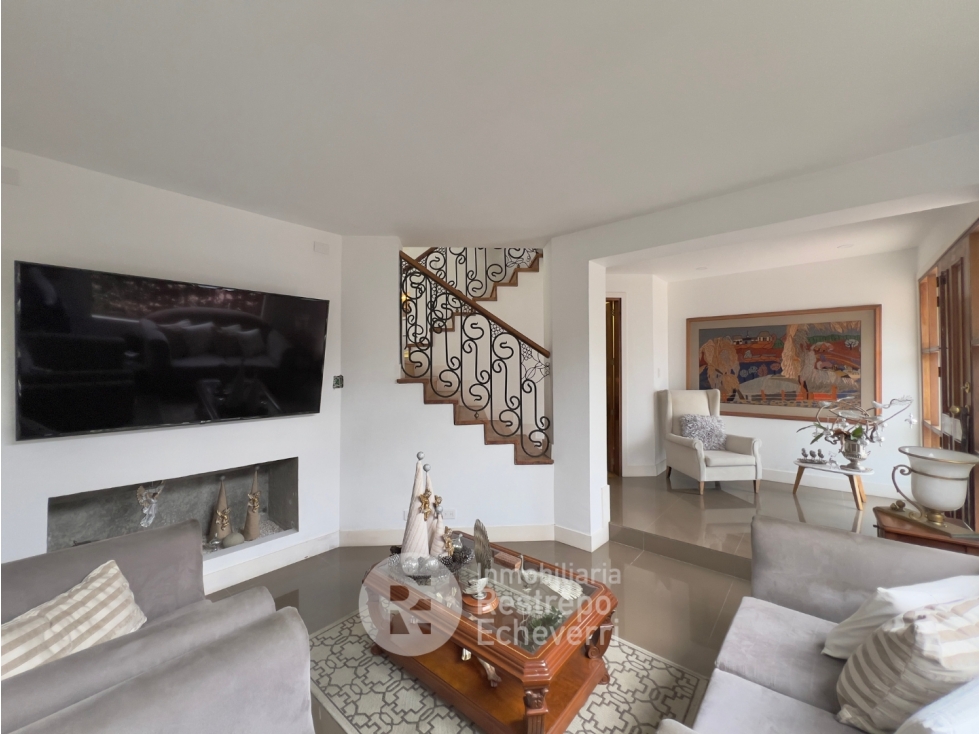Casa en venta en El Trebol, Manizales · foto 2 de 24