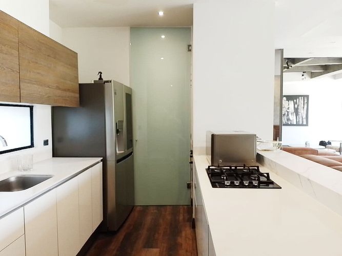 Apartamento de 2 alcobas en arriendo en El Poblado, Medellín, 130 m² · foto 3 de 19