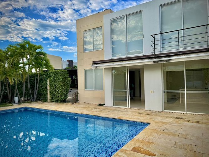 Casa de 3 alcobas en venta en Ricaurte, 101 m² · foto 15 de 20