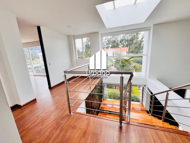 Casa de 5 alcobas en venta en La Diana, Sopó, 350 m² · foto 22 de 24