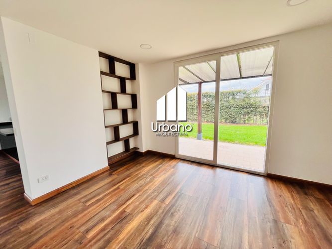Casa de 5 alcobas en venta en La Diana, Sopó, 350 m² · foto 11 de 24