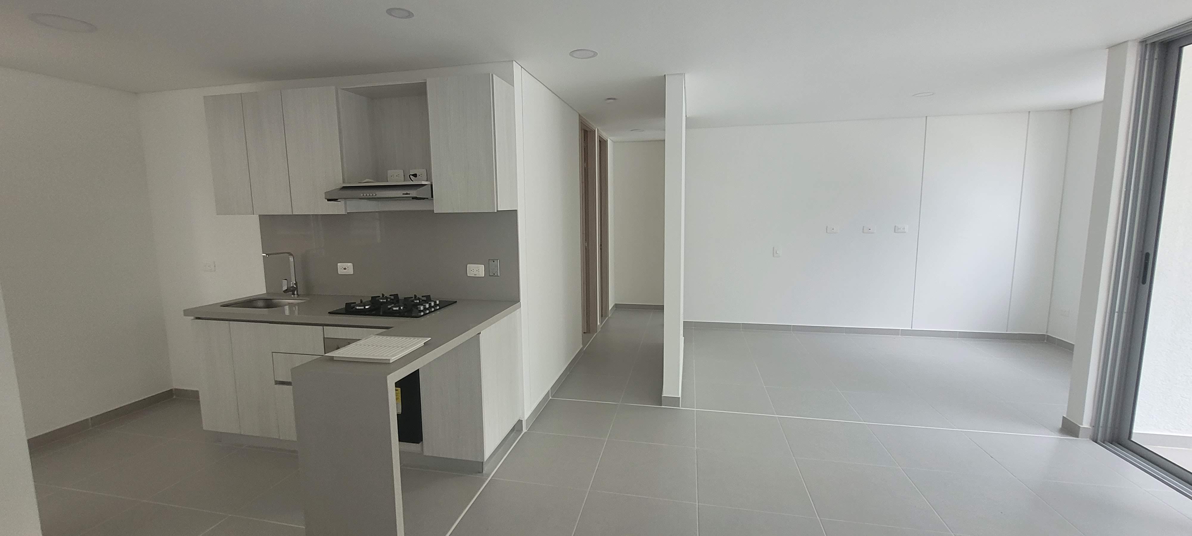 Apartamento en venta en Cristales, Cali · foto 4 de 18