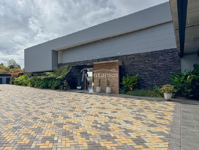 Casa de 4 alcobas en venta en La Mosquita, Rionegro, 650 m² · foto 5 de 23