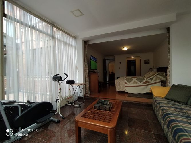 Apartamento de 3 alcobas en venta en Santa Bibiana, Bogotá, 209 m² · foto 4 de 12