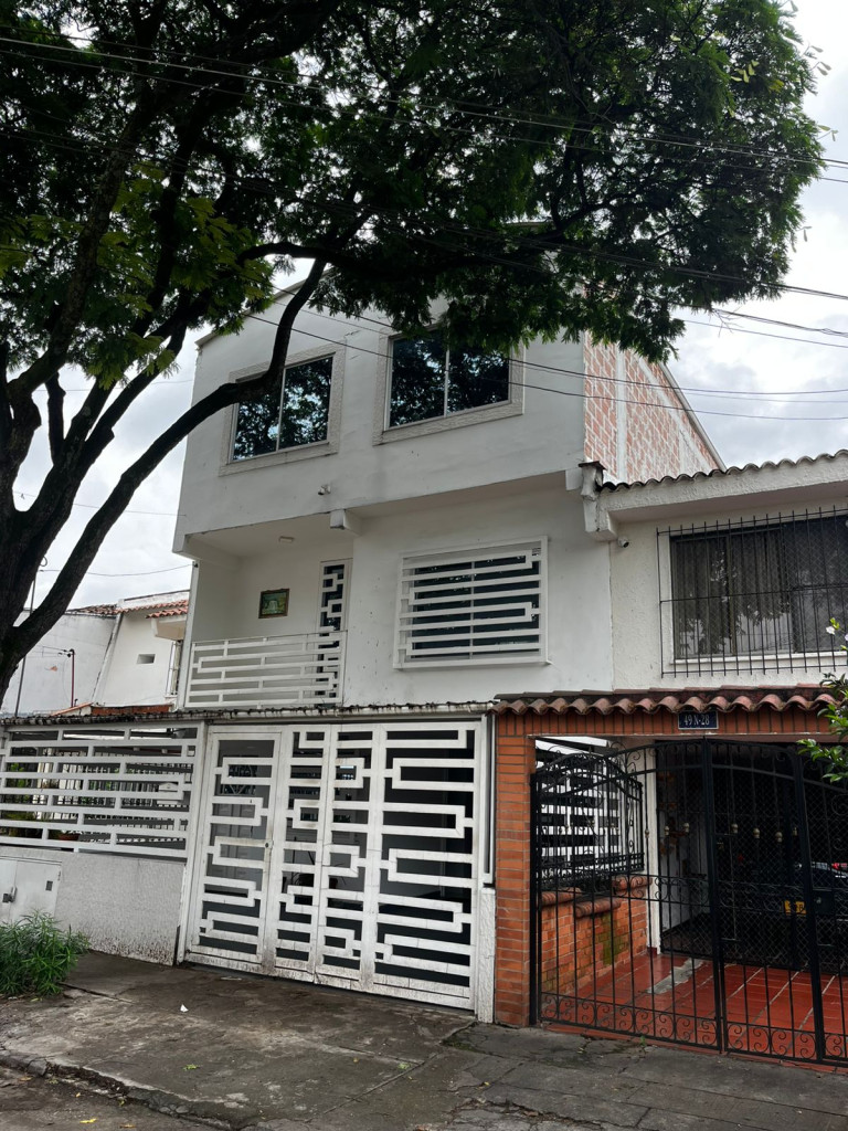 Casa en Venta en Urbanizacion la merced, Cali