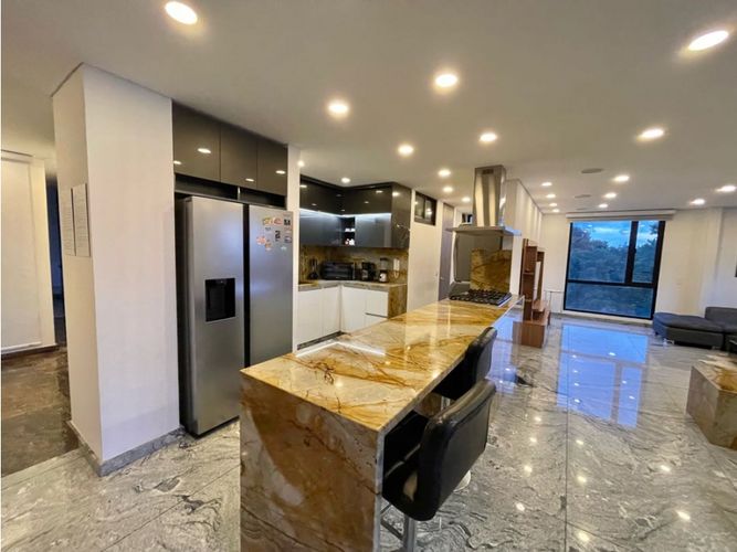 Apartamento de 5 alcobas en venta en Nueva Autopista, Bogotá, 425 m² · foto 5 de 24